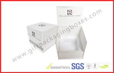 Custom Cardboard Cosmetic Packaging Boxes , Offset Printed Grad Board Magnetic Packing Boxes