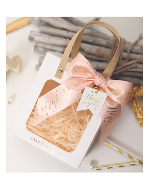 Handheld gift bag for Women's Day gift packaging customization