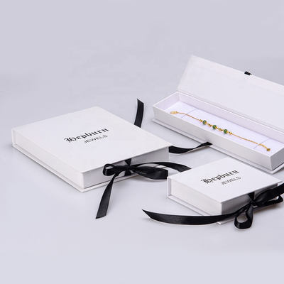 Paperboard Packaging Gift Box Set 157g  Necklace Bracelet Jewelry With Ribbon Closure